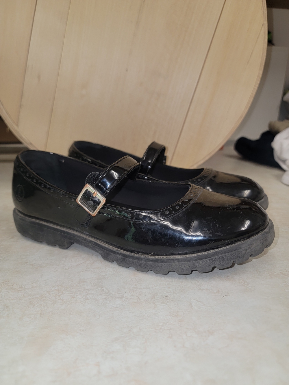 Lands' End Black Patent Mary Jane Flats with Buckle Strap  --school unifiorm